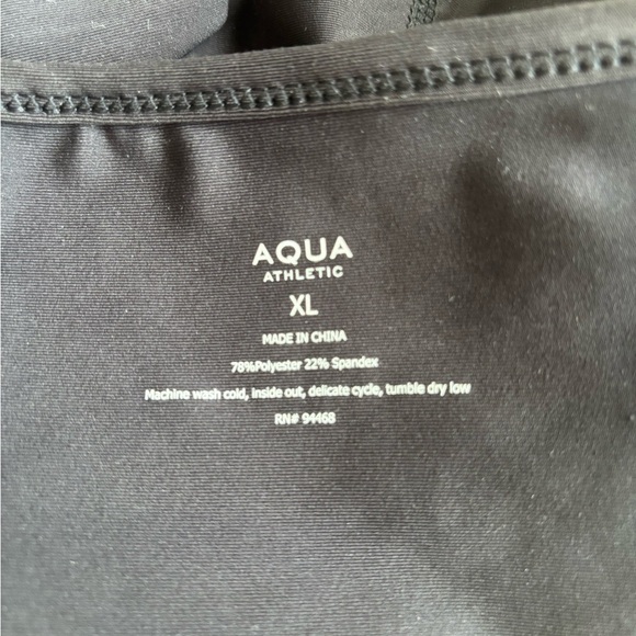 Aqua Sports Bra EUc - Picture 3 of 3